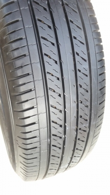 ขายยาง215/65/16 ปี 2215 DUNLOP 4 เส้น