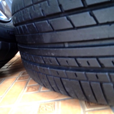 5500/4วง ล้อMAZDA 2 สี Silver starduct ขนาด 16 นิ้ว 4รู100 ยาง Goodyer 2เส้นปี 13 ยางBrigedstone 2เส้น ปี 11 เบอร์ 185 55 16 ตจวส่งได้ครับ