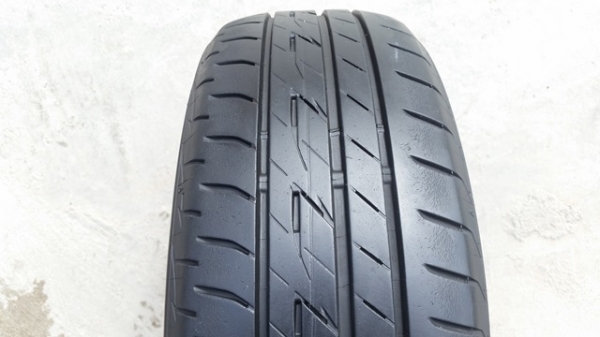 ขายยาง185/55/15 ปี 13 BRIDGESTONE EP200 4 เส้น