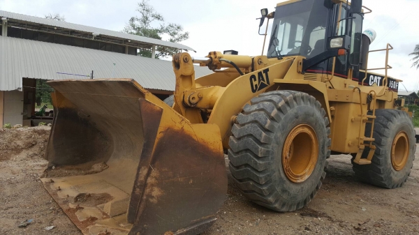 รถตัก CAT 950 F. สนใจติดต่อ 081 - 6079515
