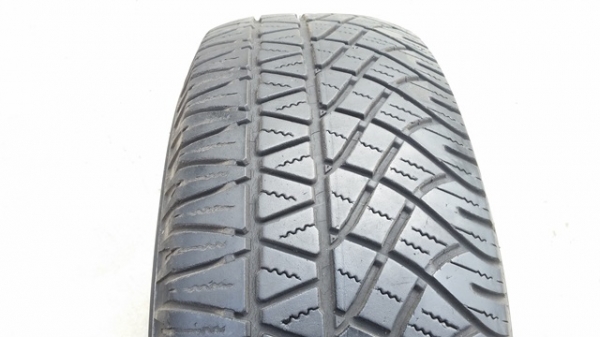 ขายยาง265/70/16 ปี 12 MICHERLIN LATITUDE  4 เส้น
