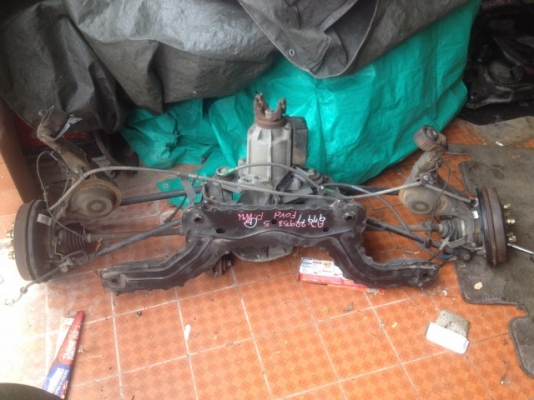 เฟืองท้ายติดเเพหลังตามรูป FORD ESCAPE 3.0 เก่าญี่ปุ่นเเท้สภาพดี