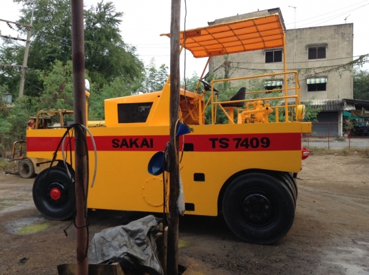 ขายรถบด sakai TS-7409 ขายรถบด sakai TS-7409