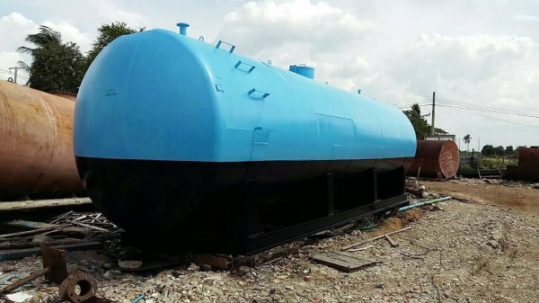 ถัง 40,000 ลิตร ทาสีอีฟ็อกซี่กันสนิมข้างใน เหล็กหนา 5 มิล จะใส่น้ำหรือน้ำมันตามสบายเลยครับ ถัง 40,000 ลิตร ทาสีอีฟ็อกซี่กันสนิมข้างใน เหล็กหนา 5 มิล จะใส่น้ำหรือน้ำมันตามสบายเลยครับ