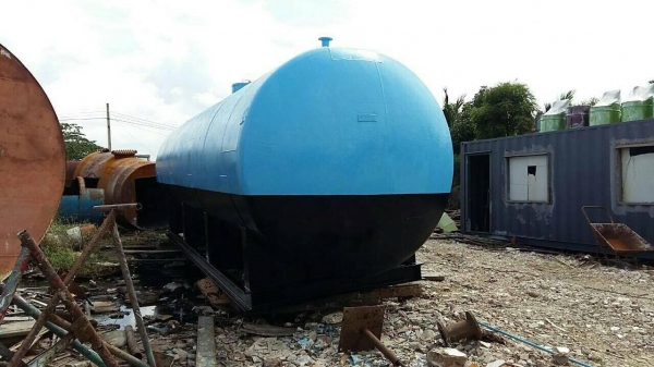 ถัง 40,000 ลิตร ทาสีอีฟ็อกซี่กันสนิมข้างใน เหล็กหนา 5 มิล จะใส่น้ำหรือน้ำมันตามสบายเลยครับ ถัง 40,000 ลิตร ทาสีอีฟ็อกซี่กันสนิมข้างใน เหล็กหนา 5 มิล จะใส่น้ำหรือน้ำมันตามสบายเลยครับ