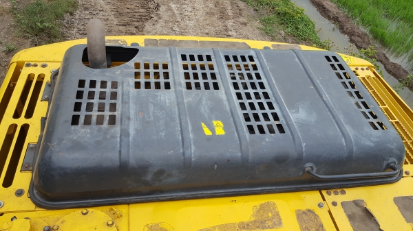 ขายKomatsu PC 200-7