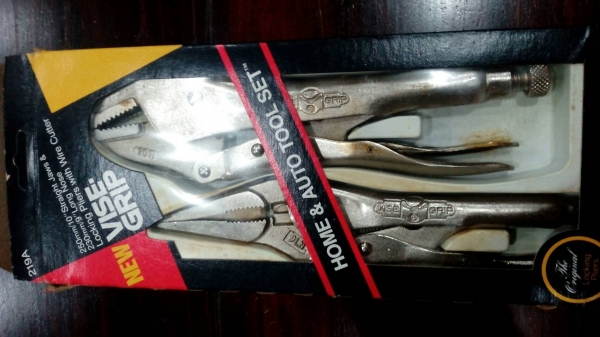 ขายคีมล็อกVISE-GRIP Made in USA.แพ็คคู่งานเก่าเก็บ