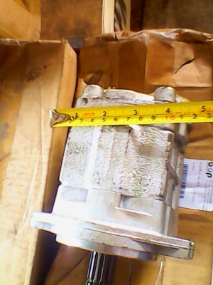 ขายปั้มไฮโดรลิค รถเครน  5 ตัน ราคา 7500บาท โทร  0920976322