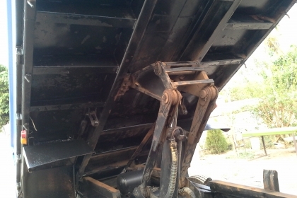 ขาย6ล้อดั้ม NPRเครื่ง4HG1-130 แรงปี48 เกียร์6สปีด แอร์ เพาเวอร์ ดั้ม3มิตรเพิ่งวางดั้มใหม่ สภาพสวยพร้อมใช้งาน100\%