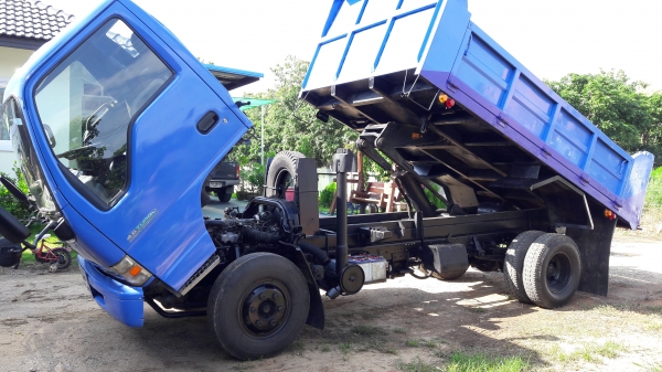 ขาย6ล้อดั้ม NPRเครื่ง4HG1-130 แรงปี48 เกียร์6สปีด แอร์ เพาเวอร์ ดั้ม3มิตรเพิ่งวางดั้มใหม่ สภาพสวยพร้อมใช้งาน100\%