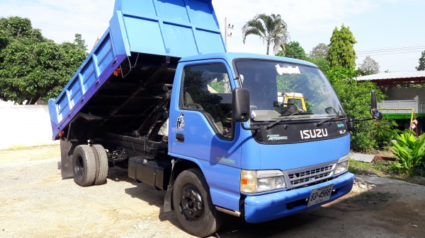 ขาย6ล้อดั้ม NPRเครื่ง4HG1-130 แรงปี48 เกียร์6สปีด แอร์ เพาเวอร์ ดั้ม3มิตรเพิ่งวางดั้มใหม่ สภาพสวยพร้อมใช้งาน100\%