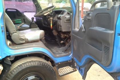 ขาย6ล้อดั้ม NPRเครื่ง4HG1-130 แรงปี48 เกียร์6สปีด แอร์ เพาเวอร์ ดั้ม3มิตรเพิ่งวางดั้มใหม่ สภาพสวยพร้อมใช้งาน100\%