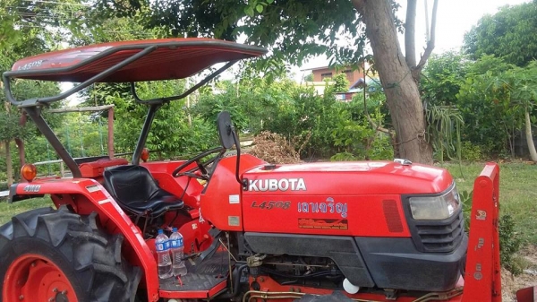 ขายรถไถ L4508 รถสวย อุปกรณ์ครบ ดันหน้า ผานหลัง โรตารี่ สภาพสวยพร้อมใช้งาน เอกสารพร้อมโอน ราคา280,000 สนใจโทร 090-8588220คุณนะ 093-3258446คุณบิว หรือเข้าดูสินค้าอื่นๆได้ที่ www.narong2truck.com หรือ www.truck.in.th/498 หรือเพจFacebook ณรงค์ ซื้อขายรถมือสอง ขายรถไถ L4508 รถสวย อุปกรณ์ครบ ดันหน้า ผานหลัง โรตารี่ สภาพสวยพร้อมใช้งาน เอกสารพร้อมโอน ราคา280,000 สนใจโทร 090-8588220คุณนะ 093-3258446คุณบิว หรือเข้าดูสินค้าอื่นๆได้ที่ www.narong2truck.com หรือ www.truck.in.th/498 หรือเพจFacebook ณรงค์ ซื้อขายรถมือสอง