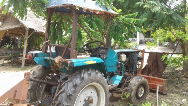 ขายตามสภาพรถไถซันชาย   L1คูโบต้า22แรงมีพานหลังมีฝาครอบครบ