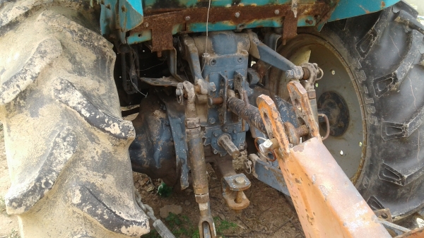 ขายตามสภาพรถไถซันชาย   L1คูโบต้า22แรงมีพานหลังมีฝาครอบครบ