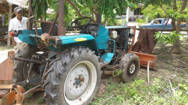 ขายตามสภาพรถไถซันชาย   L1คูโบต้า22แรงมีพานหลังมีฝาครอบครบ