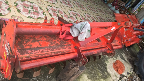 ขายโรตารี RX182F ราคา 30000 ไม่มียอยให้ ครับ