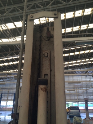 ขาย lift hoist ยกรถของฝรั่ง