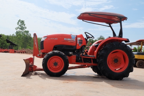 รถไถ L4708 อุปกรณ์ ใบมีด + ผาน 1 ตัว ดาวน์ 5,000 บาท โทร089-0111624