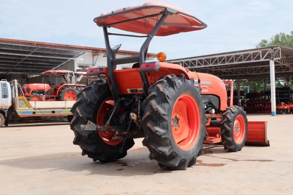 รถไถ L4708 อุปกรณ์ ใบมีด + ผาน 1 ตัว ดาวน์ 5,000 บาท โทร089-0111624