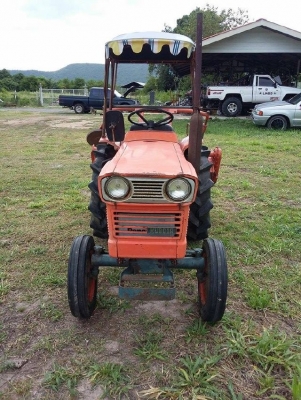 รถไถคูโบต้า L2000 พร้อมตัวพรวนดิน สภาพดี เครื่องดี รถพร้อมใช้งานทุกอย่าง