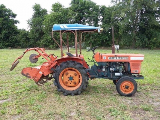 รถไถคูโบต้า L2000 พร้อมตัวพรวนดิน สภาพดี เครื่องดี รถพร้อมใช้งานทุกอย่าง