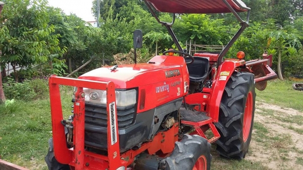ขายรถไถkubota l4508 ดันหน้าผานหลัง ทำงาน1,214ชม. สภาพสวย เอกสารเล่มทะเบียนครบ พร้อมใช้งาน