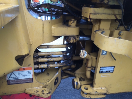 เกรดA คับ CAT 910F จากญี่ปุ่น. สภาพสวยมาก ชั่วโมงน้อย พร้อมใช้งาน โทร.086-303-9797 กู๋อ๋า