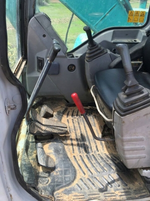 ขายรถขุดแบ็คโค SK200-6 มาร์คซิกซ์เล่มทะเบียน LQC ไฟฟ้าครบ สภาพพสวยพร้อมลงงาน บูมสวย พร้อมลงงาน