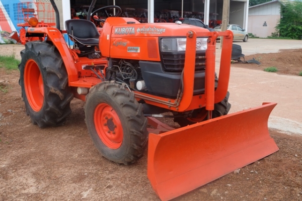 รถไถ L3408 ใบมีด + ผาน 1 ตัว ดาวน์ 60,000 บาท โทร097-9631765
