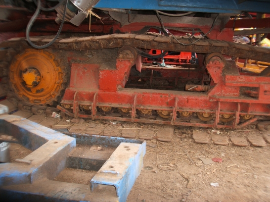 ขายรถเกี่ยวข้าวปานเจริญอุ่ม 2.5 ตัน เครื่องยนต์ JO8C ปั้มไดกินส์เบอร์ 23 ตัวเดิน 12 HT สภาพดีพร้อมใช้งาน เลิกกิจการ ขายสดหรือดาวน์