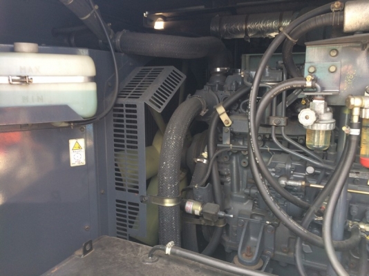 AIRMAN PDS655SD ปี 2004 เครื่อง Hino JO8C มีแอร์ดรายเออร์ในตัว รุ่นใหม่ สภาพสวยจัด ถึงไทยแล้วครับ