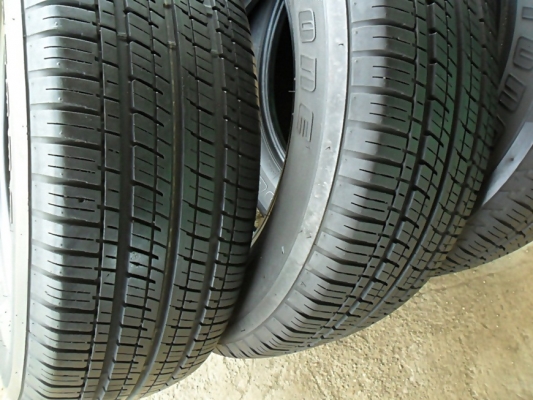 ยาง17 บริดสโตน 225-65-R17ลงพื้นปี14 (4เส้น3,200)