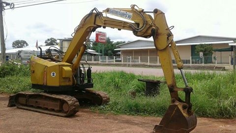 ขายรถขุดแบ็คโค ฮิตาชิ60 บูมสไลด์ แทรคยาง สภาพขุดท่อใช้งานประจำ