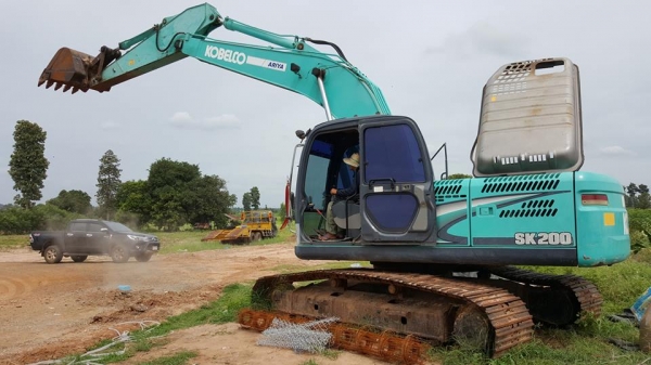 ขายรถขุดแบ็คโค KOBELCO SK200-8 YN11 ทำงาน11,098ชม. บูมสวยสวยเดิม เครื่องแน่น เอกสารเล่มทะเบียน