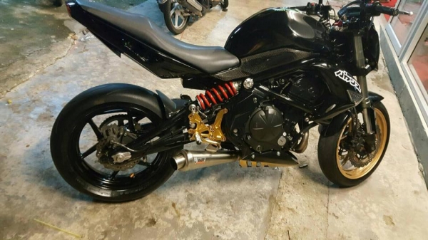 Er6n ปี2009 รถพร้อมใช้ ภาษีไม่ขาด พร้อมโอน