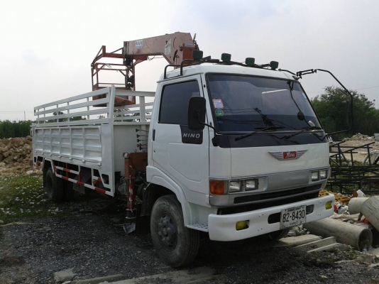 หัว Hino FC ญี่ปุ่นกระจกประตูซ้ายมีตู้แอร์แล้ว