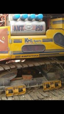 ขายรถเกี่ยวข้าว ศักดิ์พัฒนาKML ปี53 เครื่อง260เทอร์โบว์ สภาพสวยเดิมช่วงล่างดี เกี่ยวน้อย