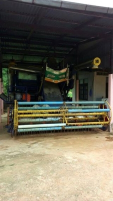 ขายรถเกี่ยวข้าว ไทยเจริญเครื่องHINO JO8Cเทอร์โบ235ตัวเดิน10 ปั้มไดกิ้น22 อุ้ม สภาพเกี่ยวทุกปี