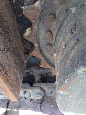 ขายรถขุดแบ็คโค SK200-5มาร์คไฟว์ธรรมดา สภาพใช้งานปกติ เอกสารใบซื้อขาย