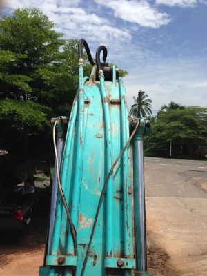 ขายรถขุดแบ็คโค SK200-5มาร์คไฟว์ธรรมดา สภาพใช้งานปกติ เอกสารใบซื้อขาย