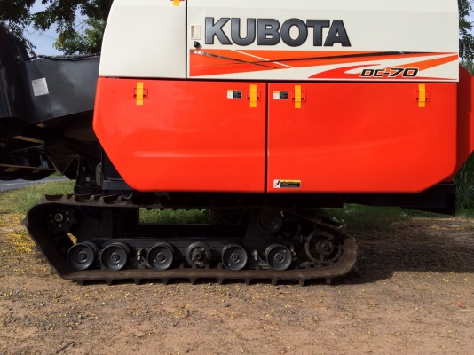 ขายรถเกี่ยว KUBOTA DC70 ขายรถเกี่ยว KUBOTA DC70