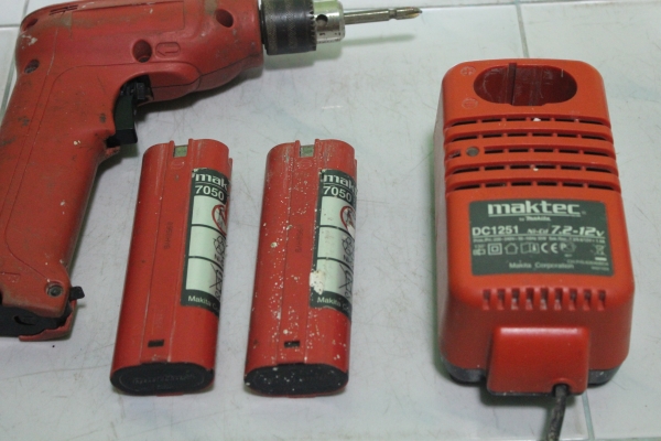 สว่านไขควงไร้สาย Maktec รุ่น MT067SK2 (7.2V) พร้อมใช้งานครับ