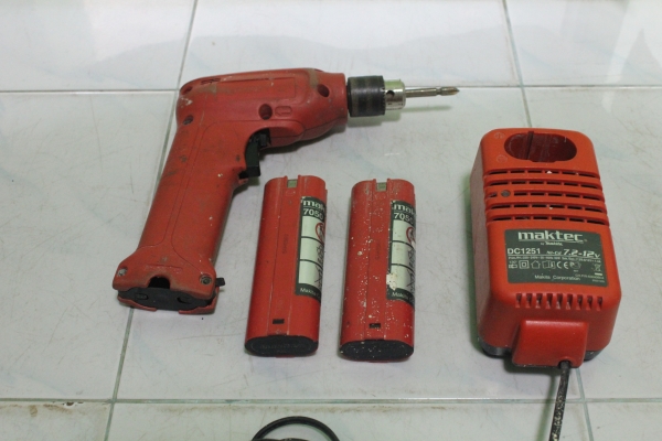 สว่านไขควงไร้สาย Maktec รุ่น MT067SK2 (7.2V) พร้อมใช้งานครับ