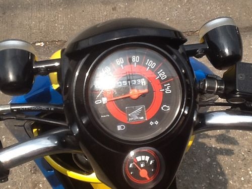 SCOOPY Iรถปี2011รถสวยเครื่องแน่นสภาพเยี่ยมวิ่ง5xxxโลสวยสุดๆ