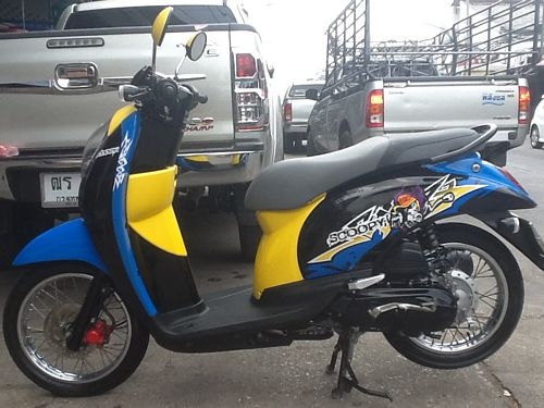 SCOOPY Iรถปี2011รถสวยเครื่องแน่นสภาพเยี่ยมวิ่ง5xxxโลสวยสุดๆ