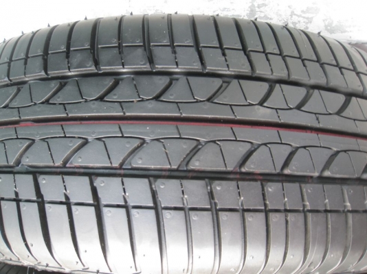 ขายกะทะล้อ suzuki swift 15" 4/100 +ฝาครอบ+ยางปี52/12(081-3747940)