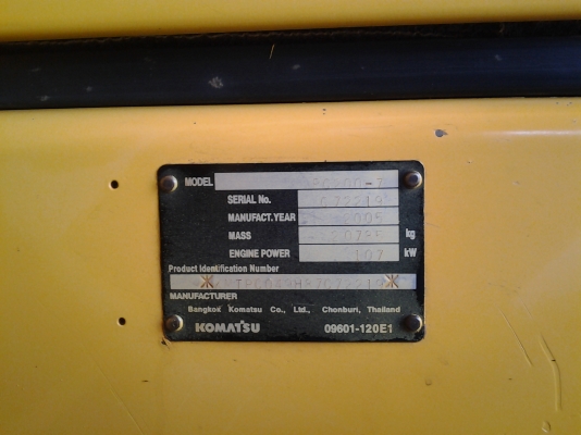 KOMATSU PC200-7 สวยๆเต็ม100 KOMATSU PC200-7 สวยๆเต็ม100