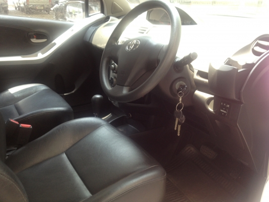 รถสวย สภาพดี พร้อมใช้งาน