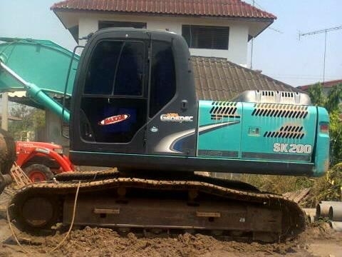 KOBELCO MARK 8 SUPER YN12 SK-200 ใช้งาน 3,000 ชม. บอดี้สวย เครื่องดีช่วงล่างแน่น แอร์เย็น ขับง่ายควบคุมง่ายทำงานได้ดีได้เร็วไม่มีปัญหาเลยครับ เอกสารเล่มทะเบียนครบพร้อมโอน ราคาต่อรองได้ครับ